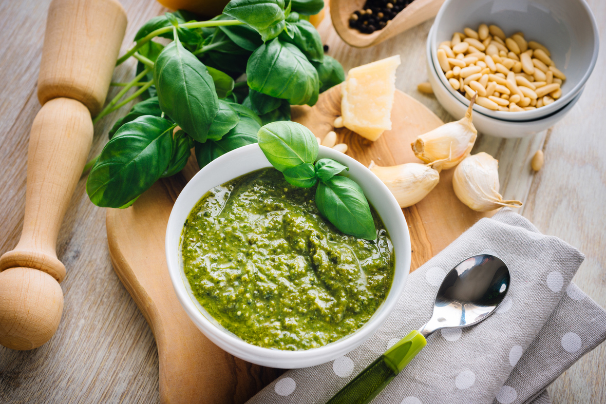 Liguria e Xenoveses Pesto - Genova | Secret World Trip Planner