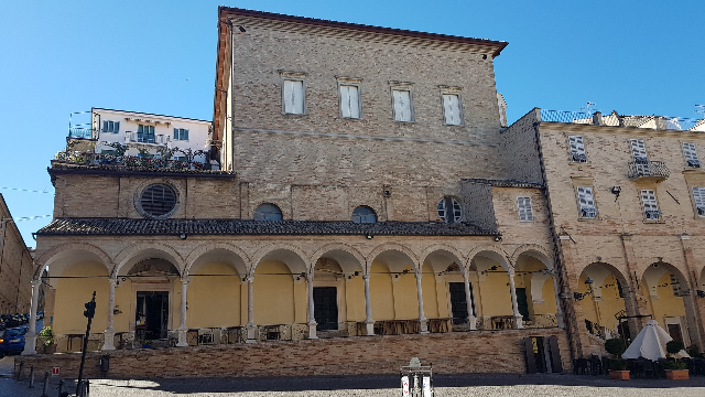 Loggia von San Rocco - Fermo | Secret World Trip Planner