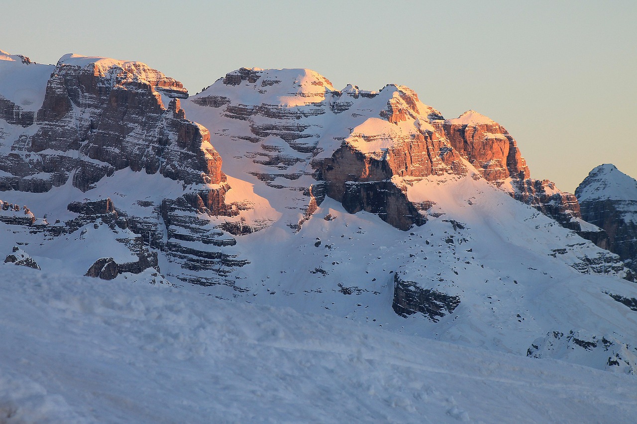 Val d'Ambiez, ein Amphitheater in den Brenta-Dolomiten - 38078 San Lorenzo in banale TN | Secret World Trip Planner