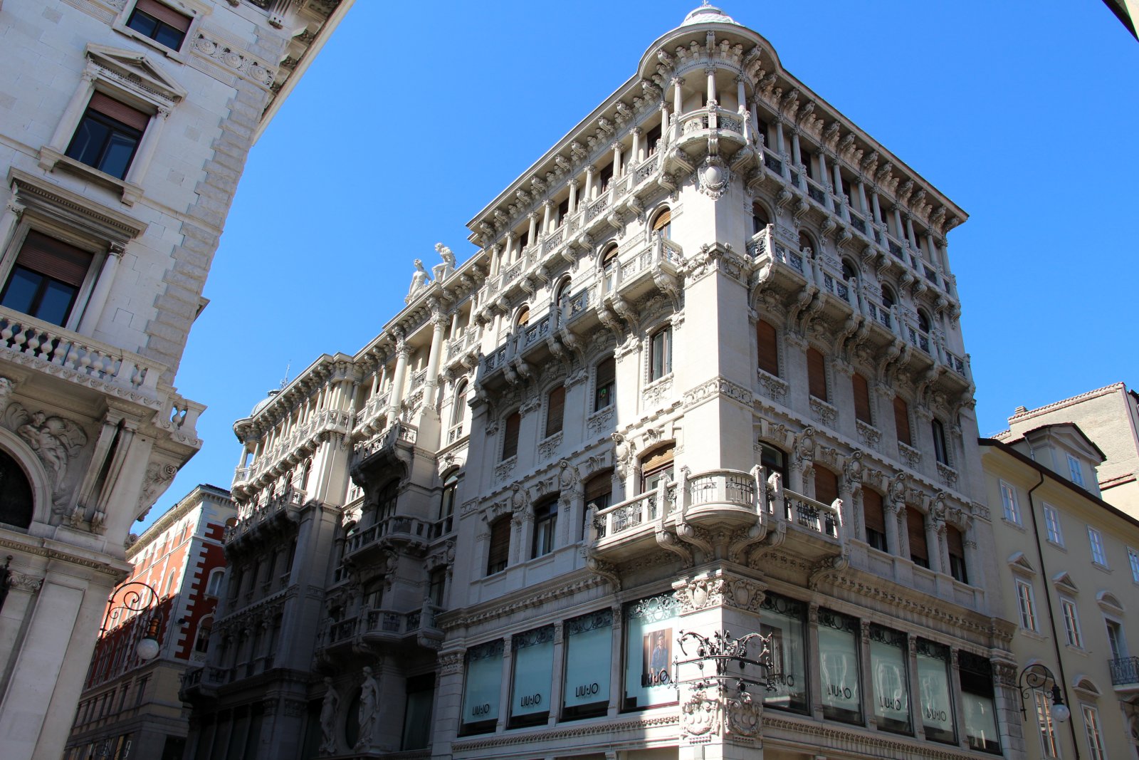 La Casa Terni et la beauté de l'Art nouveau à Trieste - Trieste | Secret World Trip Planner
