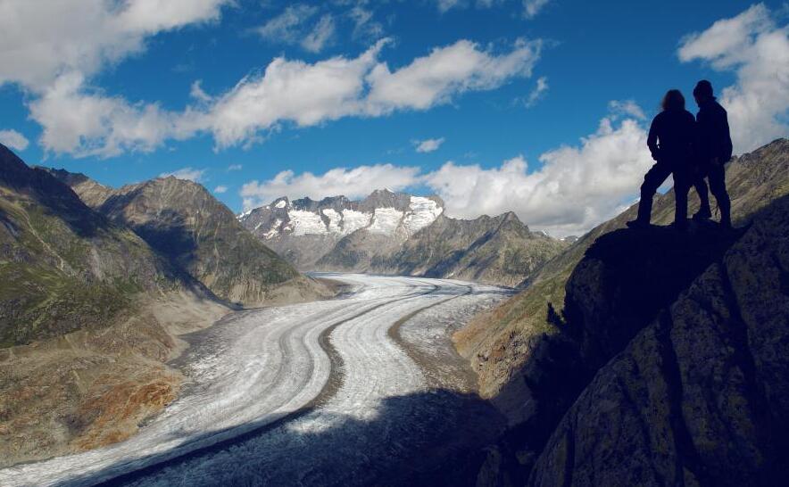 Aletsch Glaziarra: Handiena Alpeetan - Fieschertal | Secret World Trip Planner