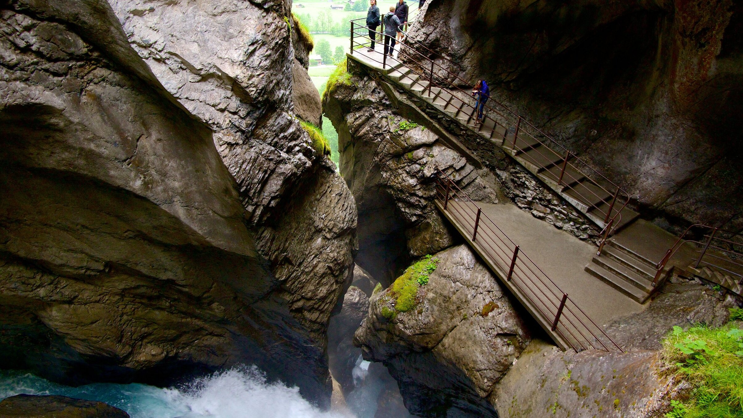 Cascate di Eiger | Trümmelbach - Lauterbrunnen | Secret World Trip Planner
