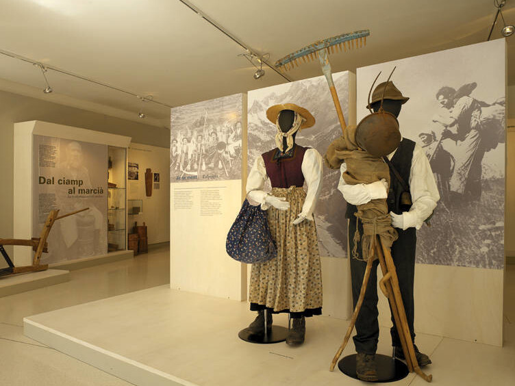 Ladin Museum dari Tempat lain - Pozza di Fassa | Secret World Trip Planner
