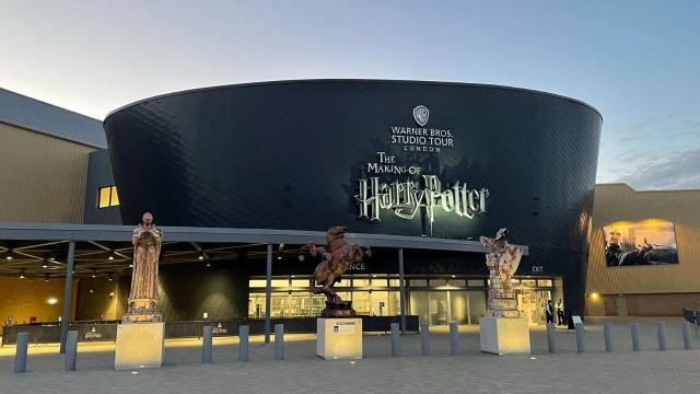 Iegremdē sevi burvībā Warner Bros. Harry Potter Studio Tour Londonā - Warner Bros. Studio Tour London | Secret World Trip Planner