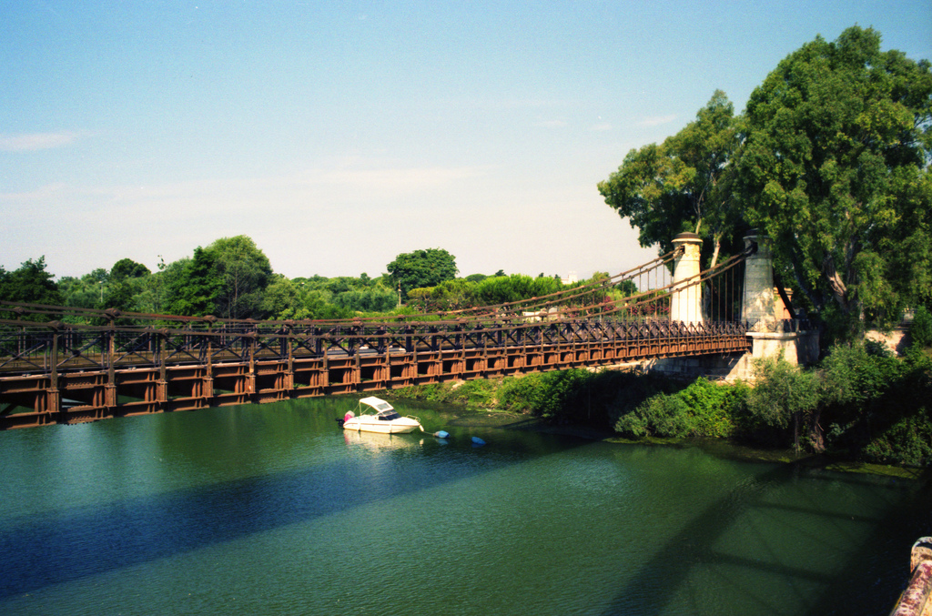 Jembatan gantung di atas Garigliano - Fiume Garigliano | Secret World Trip Planner