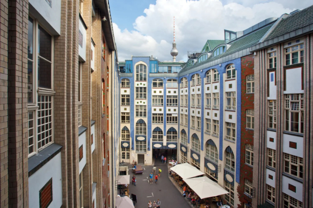 Hackesche Höfe - Berlin | Secret World Trip Planner