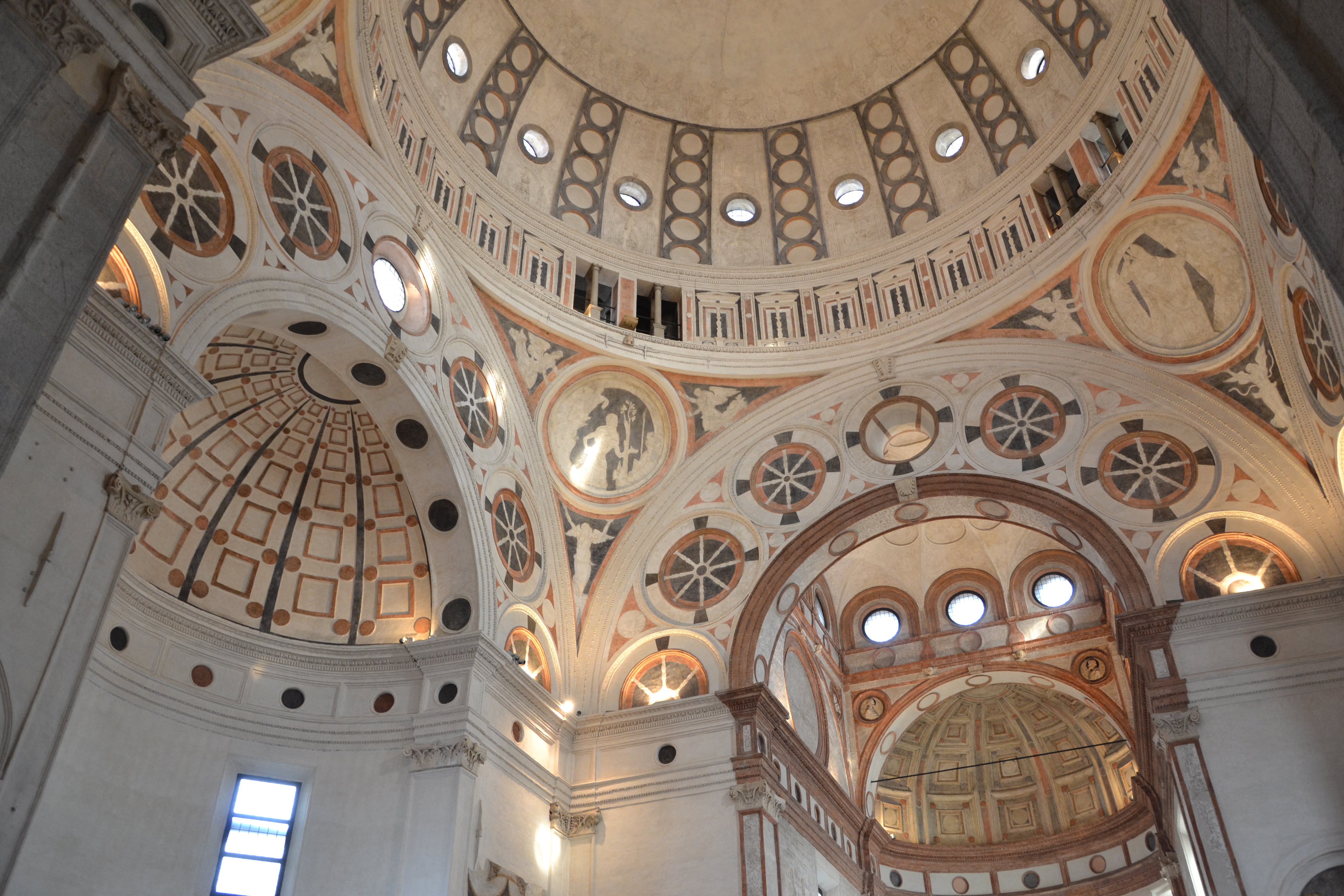 চার্চ অফ সান্তা মারিয়া দেলে গ্রাজি - Milano | Secret World Trip Planner