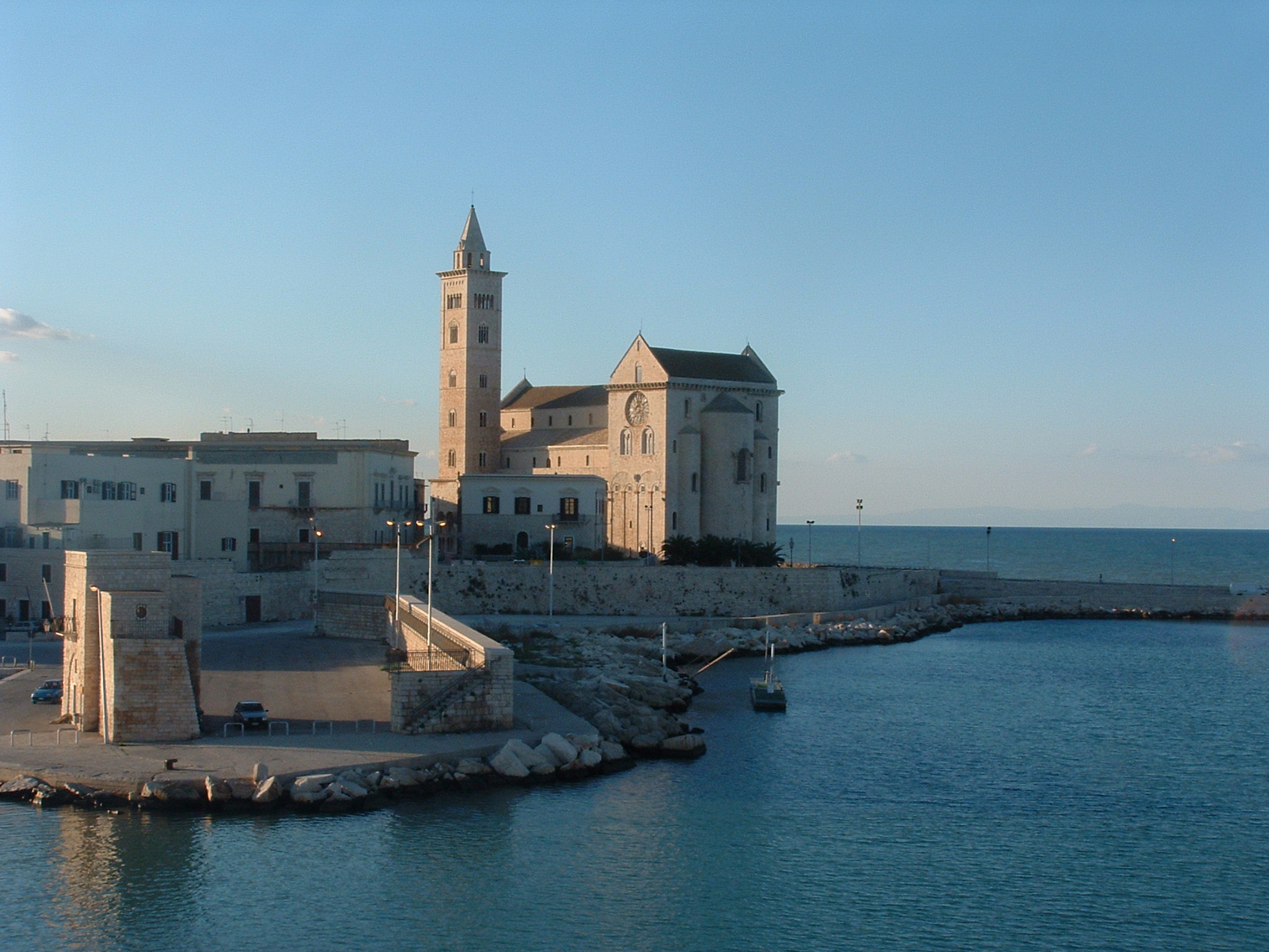 Kathedrale von Trani - Trani | Secret World Trip Planner