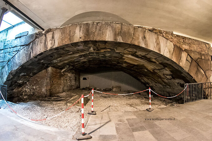 Die römische Brücke von San Lorenzo - Padova | Secret World Trip Planner