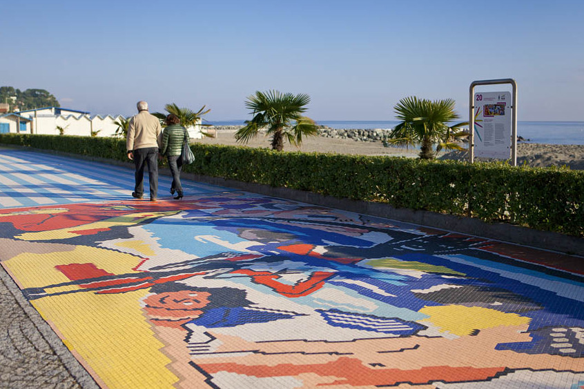 De kunstenaarswandeling in Albissola Marina - Albissola Marina | Secret World Trip Planner