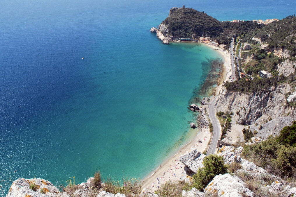 De Baai van Saracens in Varigotti - Varigotti | Secret World Trip Planner