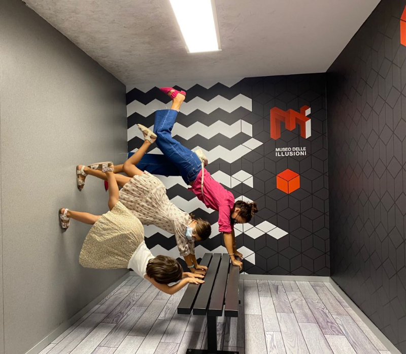 Musée des illusions — Ciliverghe di Mazzano