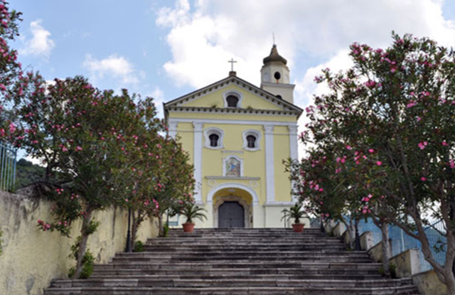 Heiligtum Unserer Lieben Frau von Plenty - Marzano di Nola | Secret World Trip Planner