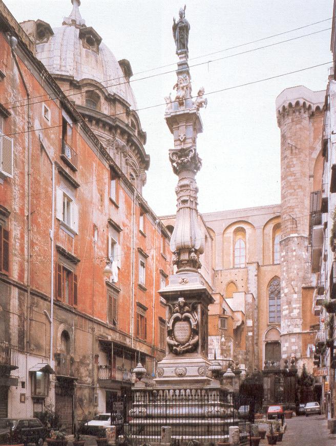 Obelisco ou Chapitel de San Gennaro - Napoli | Secret World Trip Planner