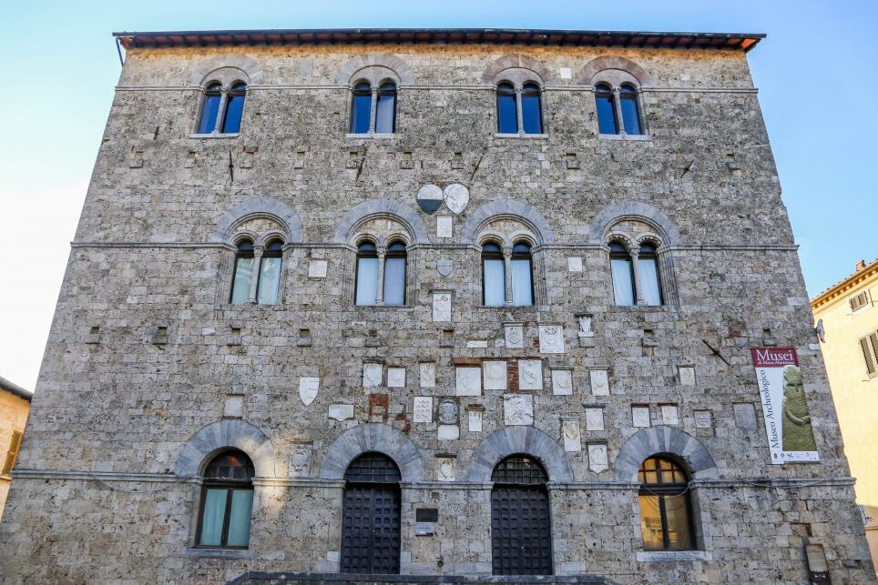 The Podestà पॅलेस - Massa Marittima | Secret World Trip Planner