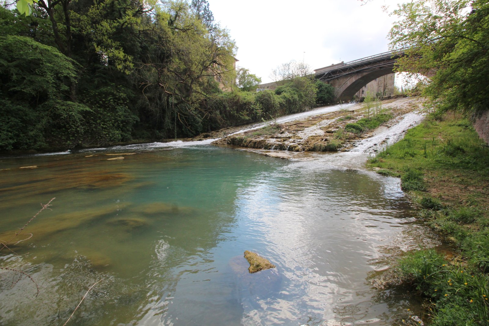 O Rio Elsa e a turquesa das maravilhas - Colle di Val d'Elsa | Secret World Trip Planner