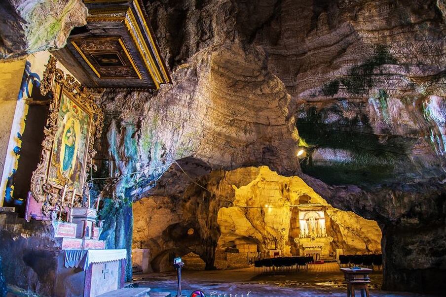 ЮНЕСКО: печера Святого Михайла Архангела - Sant'Angelo A Fasanella | Secret World Trip Planner