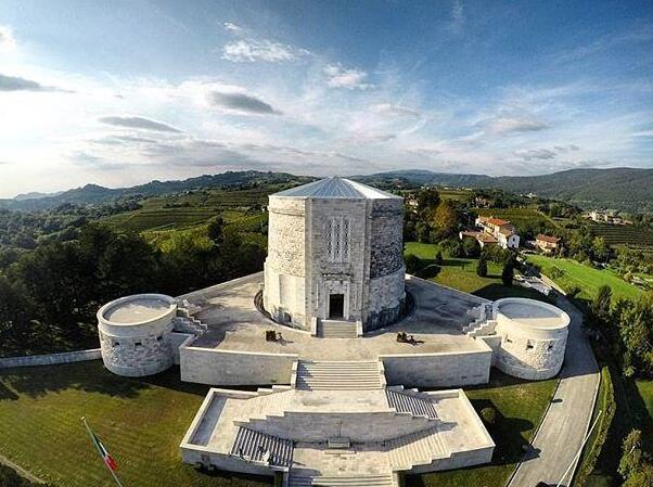 L'ossuaire d'Oslavia — Gorizia