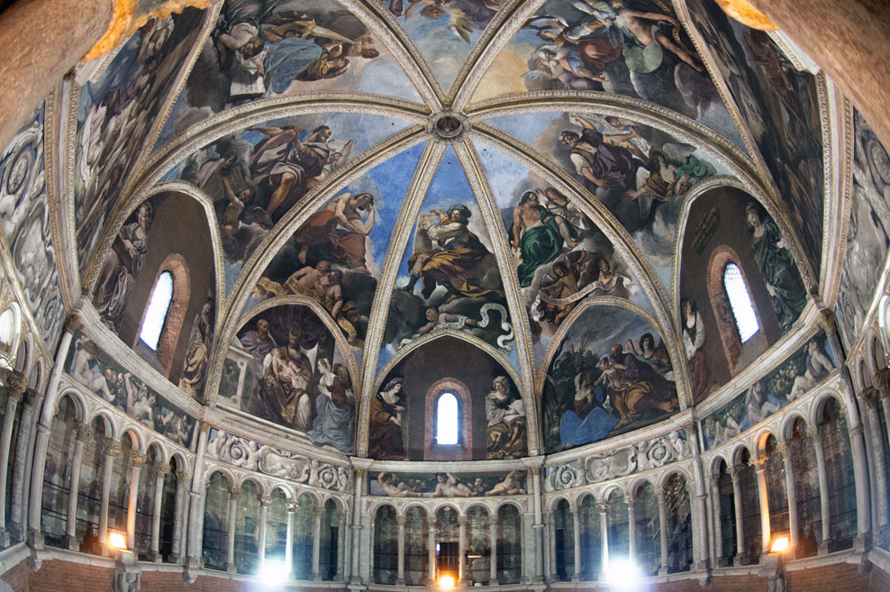 Piacenza | Montée au dôme de la cathédrale - Piacenza | Secret World Trip Planner