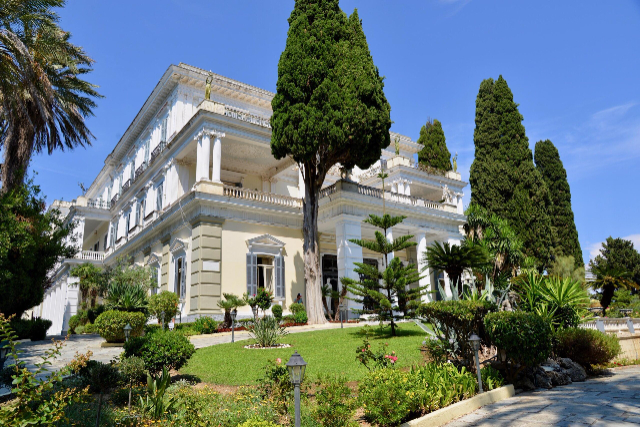 Palača Achilleion - Achilleio | Secret World Trip Planner