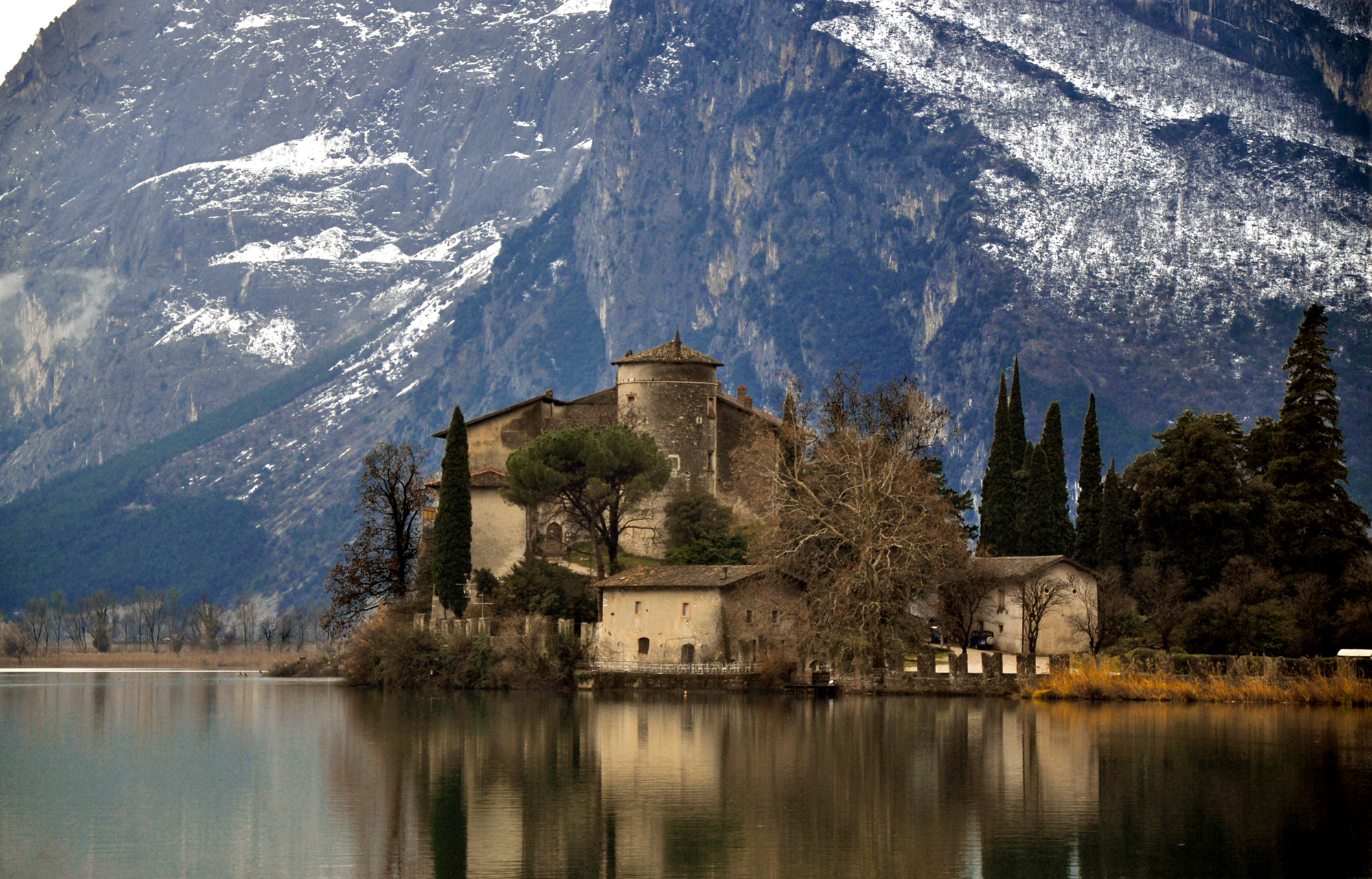 Lago de Toblino - Lago di Toblino | Secret World Trip Planner
