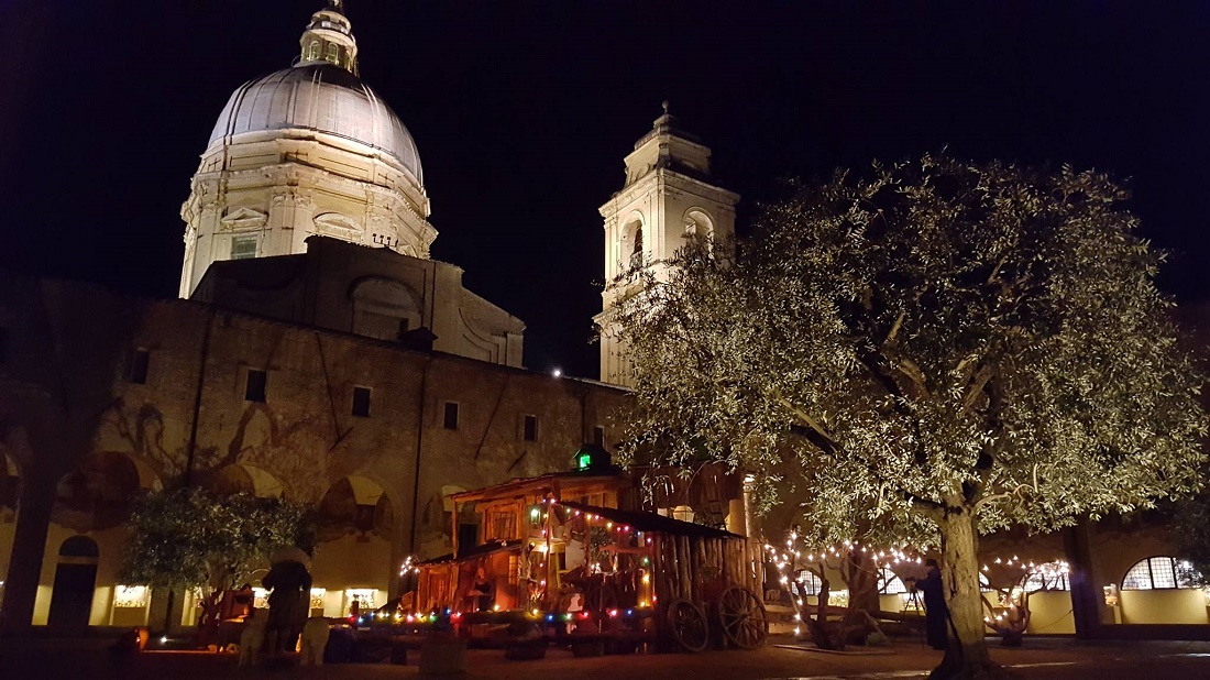 সান্তা মারিয়া ডিগলি অ্যাঞ্জেলির বেসিলিকা - Santa Maria degli Angeli | Secret World Trip Planner