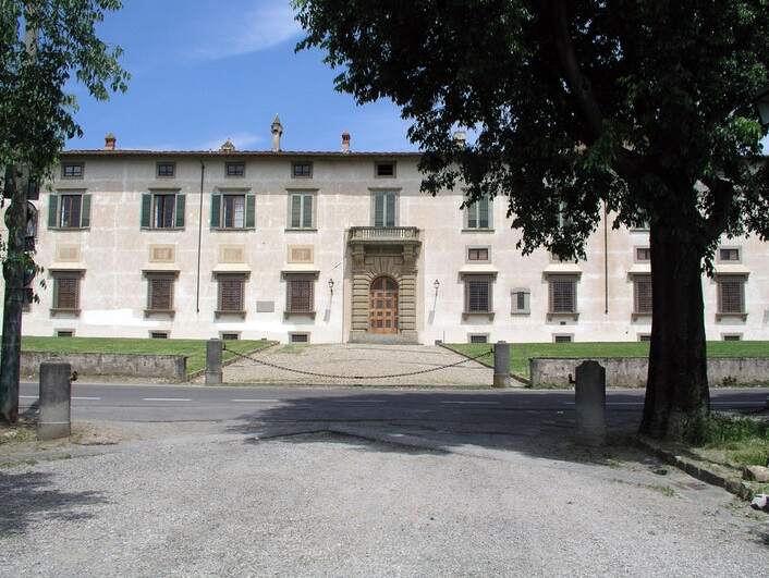 Castello hamda Medici bu Villa va Accademia della Kepak - Firenze | Secret World Trip Planner