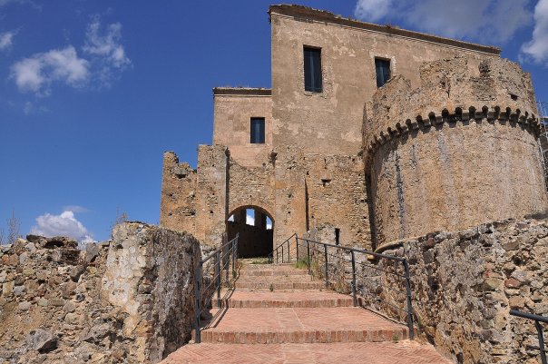 Rocca Imperiale, na corte de Frederick II - Rocca Imperiale | Secret World Trip Planner