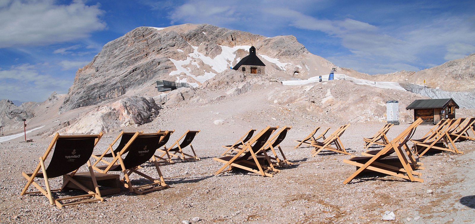 Zugspitze, le plus haut sommet d'Allemagne - Garmisch-Partenkirchen | Secret World Trip Planner