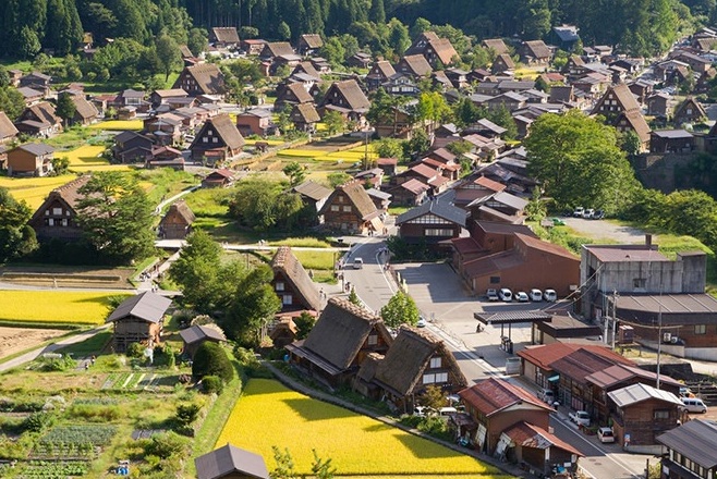 Les fermes Gassho-zukuri au Japon — Nanto
